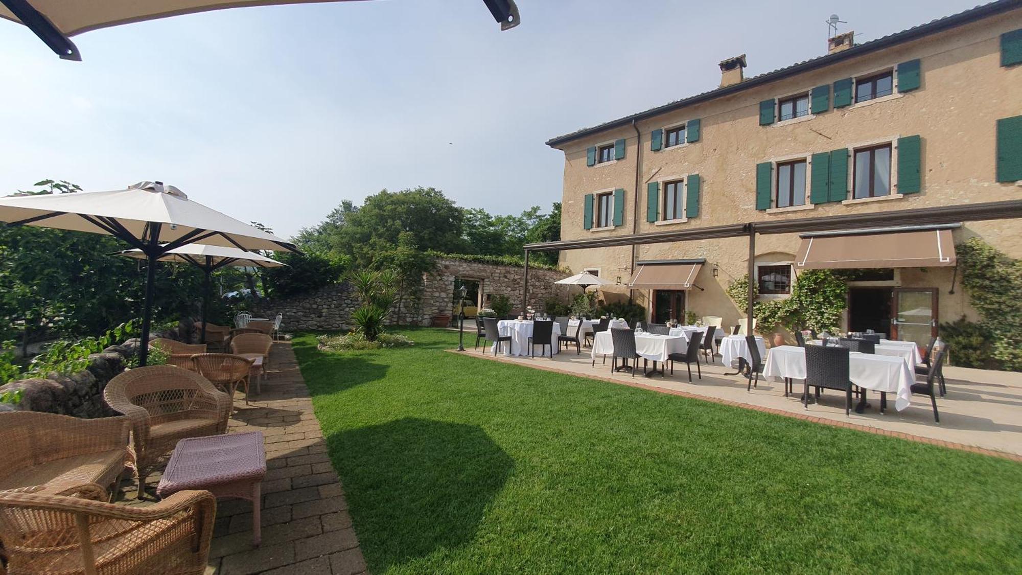 Resort Locanda San Verolo Boutique Hotel Costermano Exterior photo