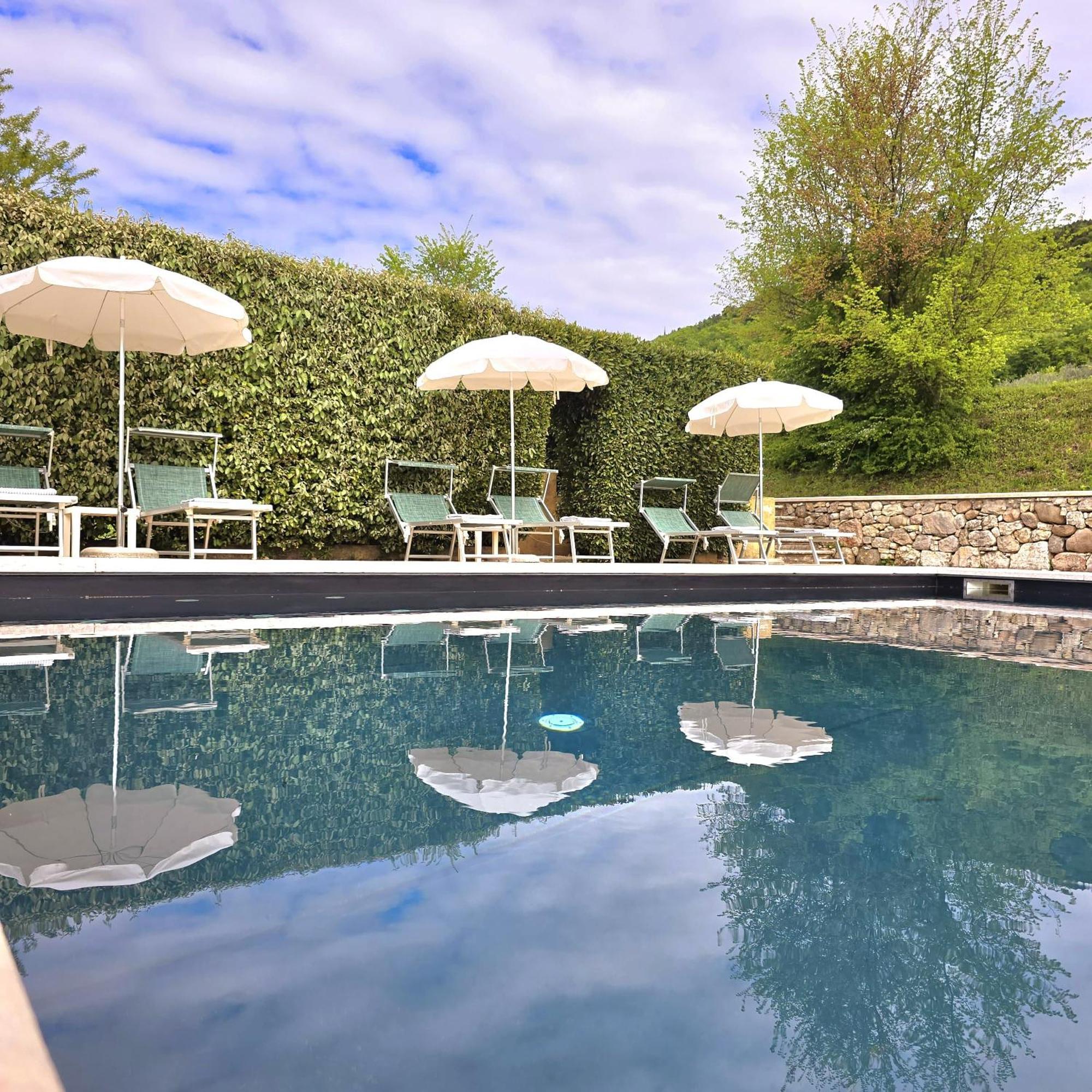 Resort Locanda San Verolo Boutique Hotel Costermano Exterior photo